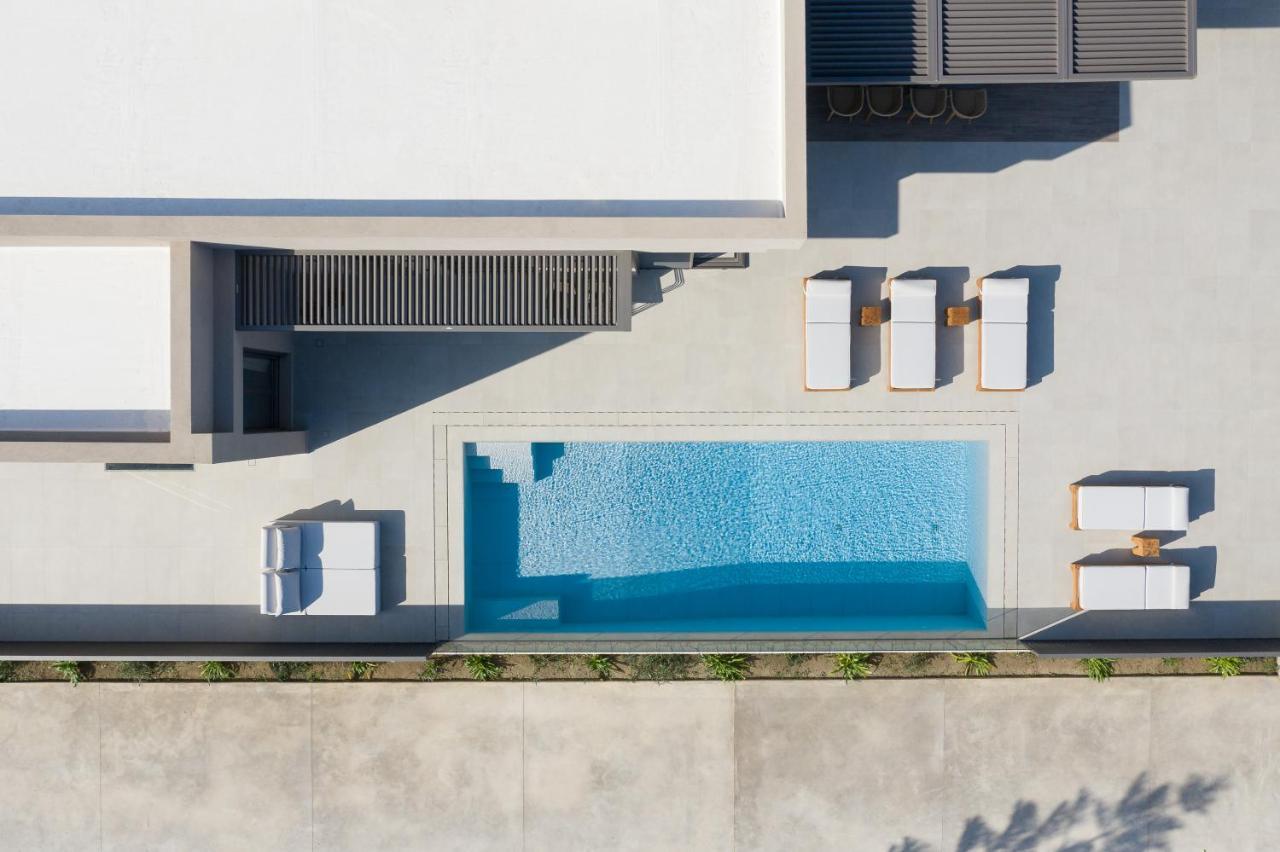 Athina Luxury Villa, With Pool & Walk To The Beach, By Thinkvilla ハニア エクステリア 写真