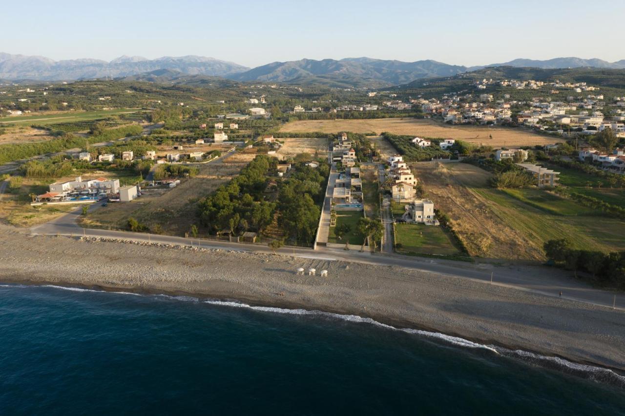 Athina Luxury Villa, With Pool & Walk To The Beach, By Thinkvilla ハニア エクステリア 写真